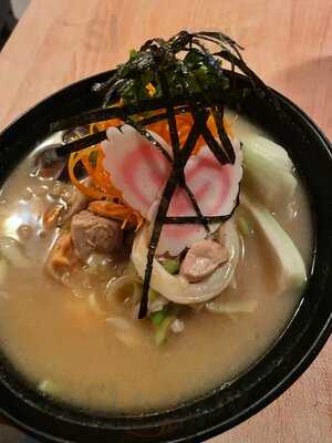 Eatokyo Noodles And Sushi Bar