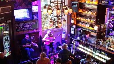 The Merchant's Arch Bar & Restaurant