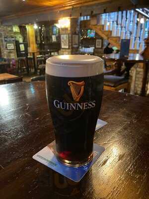 Nancy Hands Bar & Restaurant