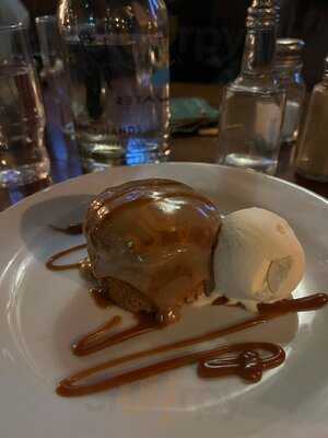 Nancy Hands Bar & Restaurant