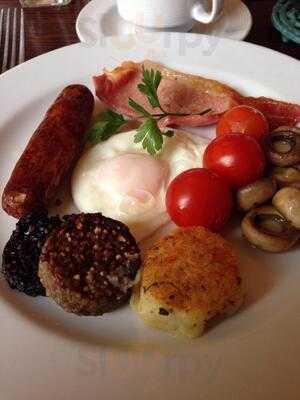 Dining Room At The Ariel House