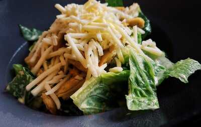 La Caverna Restaurant And Wine Bar