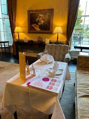 Art Tea At The Merrion Hotel