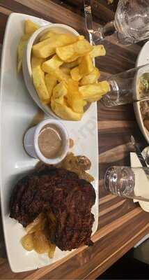 Martine's Quay Street Wine Bar & Restaurant