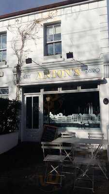 Anton's Cafe