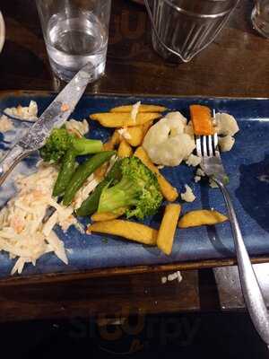 The West Bar And Restaurant