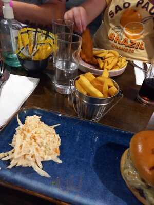 The West Bar And Restaurant