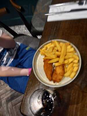 The West Bar And Restaurant