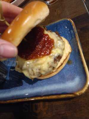 The West Bar And Restaurant