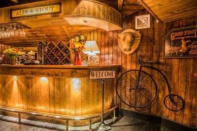 J.j O'malleys Bar & Restaurant