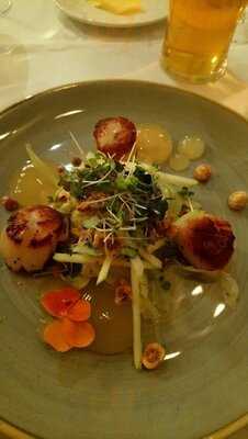 No. 15 On The Square