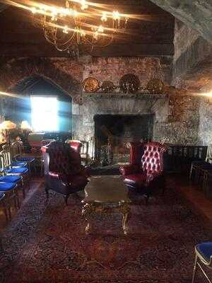 Cloonacauneen Castle Restaurant