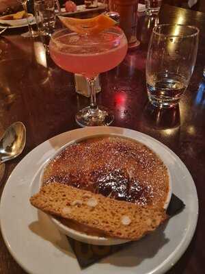 Marco Pierre White Courtyard Bar & Grill