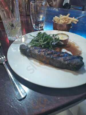 Marco Pierre White Courtyard Bar & Grill