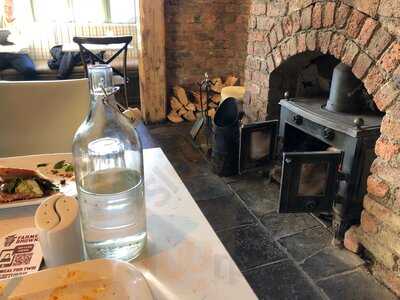 Farmer Browns Kilternan Pub