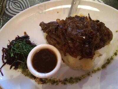 Eabha Joans Resturant