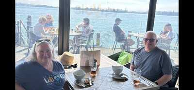 The Quays Bar And Restaurant