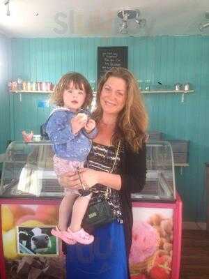 Fantastic Flavours Ice Cream Parlour - Cobh