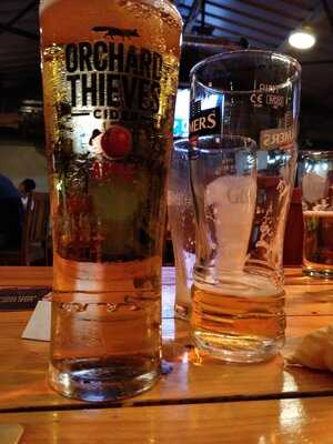 O'neill's Bar & B & B