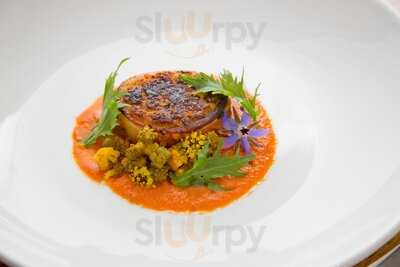 Kingfisher Bar & Bistro