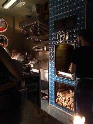 Elbow Lane Brew And Smokehouse