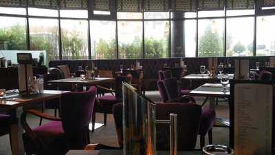 The New Yorker Bar In Cork International Hotel
