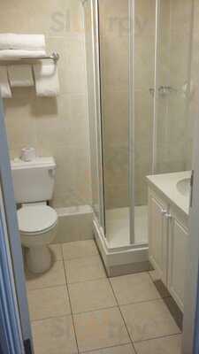 The East Village Bar, Restaurant & Hotel