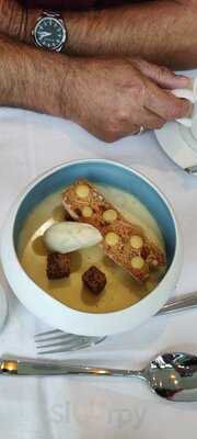 Canopy Restaurant And Bar