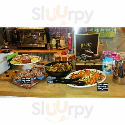 Vikkis Wine & Tapas Bar