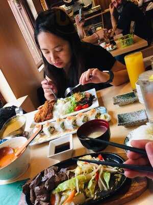 Wabisabi Sushi And Noodles Bar