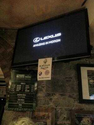 Woolshed Baa & Grill