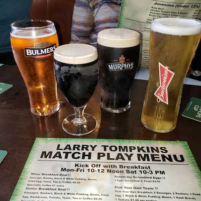 Larry Tompkins Pub