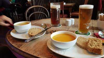 The Woodford Bar & Restaurant