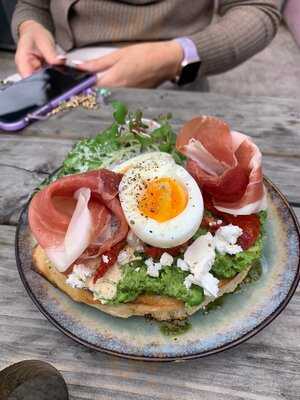 Ravenscourt Garden Centre & Cafe