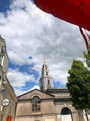 The Four Liars Bistro