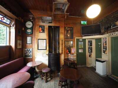 John Fallons "the Capstan Bar"