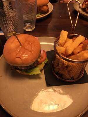 Turners Cross Tavern