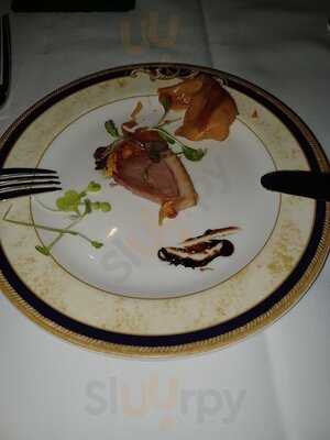 Orchids Restaurant At Hayfield Manor