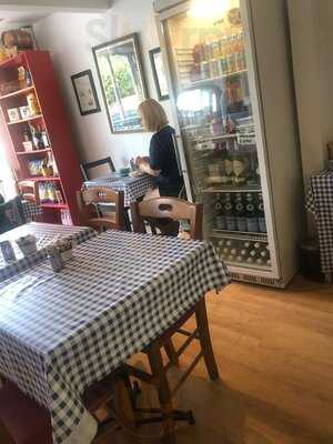 Napoli Italian Delicatessen & Cafe