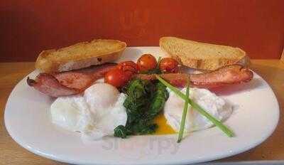 The Brush & Spoon Cafe