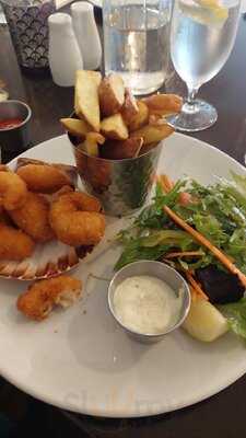 Henrys Bistro & Wine Bar