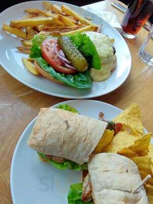 Elephant And Castle Rathmines