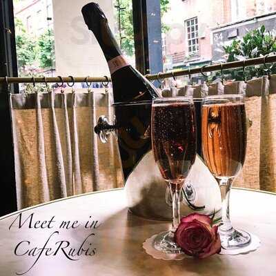 Cafe Rubis Wine Bar