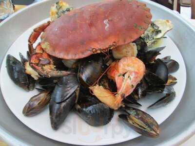 First Floor Restaurant & Bar