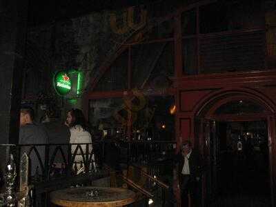 O'reilly's Sub Lounge