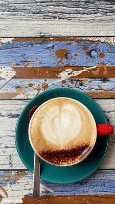 The Coffee Bean & Tea Leaf