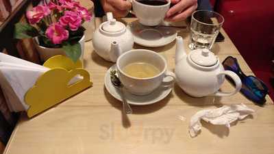 The Coffee Bean & Tea Leaf