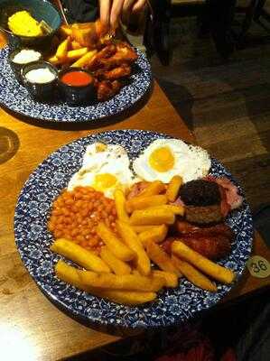 The Three Tun Tavern