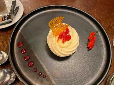 Groomes Bar & Bistro