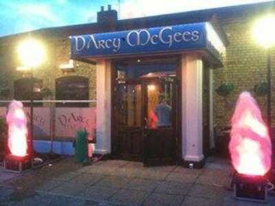 D'arcy Mcgee's  Pub Restaurant Cafe